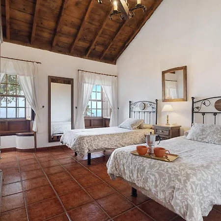 Casa El Naranjo Viejo Nyaraló